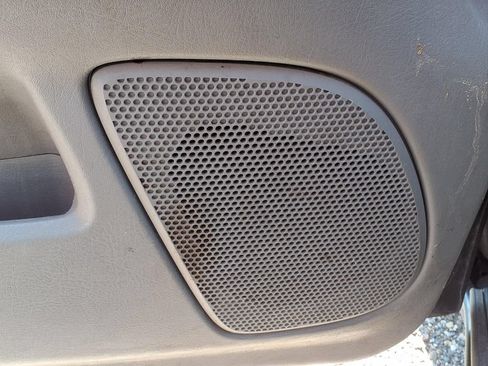 Used 2003 GMC Envoy SLT AWD/4WD image 13