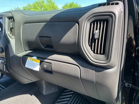 New 2026 Chevrolet Silverado 1500 Custom Trail Boss w/ LPO, Dark Essentials Package image 30