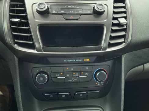 Used 2023 Ford Transit Connect XLT FWD image 16