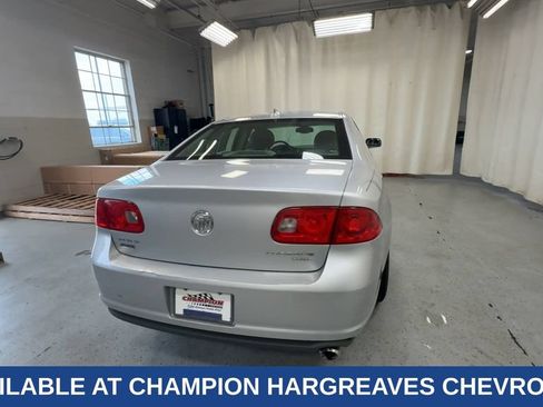 Used 2011 Buick Lucerne CXL FWD image 9