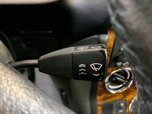Used 2002 BMW Z3 2.5i RWD image 23
