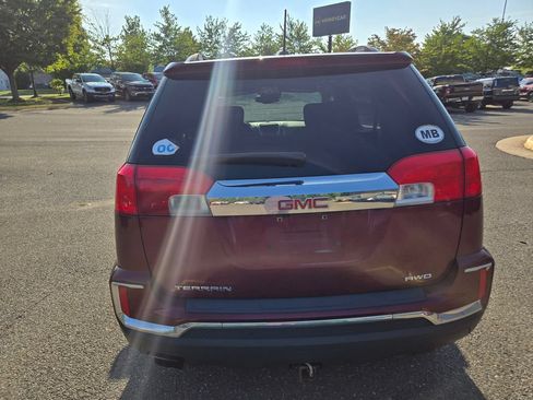 Used 2016 GMC Terrain SLE w/ Technology Package AWD/4WD image 6