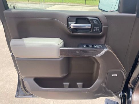 Used 2020 Chevrolet Silverado 1500 LTZ w/ LTZ Texas Edition AWD/4WD image 11