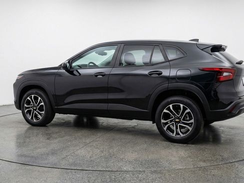 Used 2025 Chevrolet TrailBlazer LT image 6