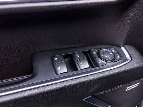 Used 2023 Chevrolet Silverado 1500 LTZ w/ Technology Package AWD/4WD image 17