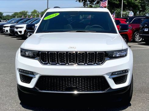 Certified 2024 Jeep Grand Cherokee Limited AWD/4WD image 3
