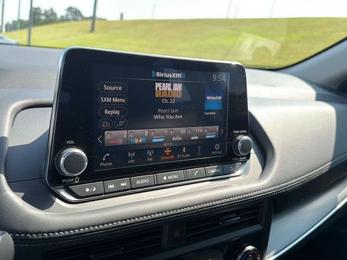 New 2026 Nissan Rogue SV FWD image 24