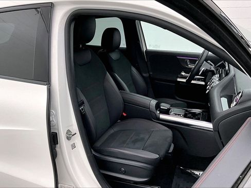 Certified 2023 Mercedes-Benz GLA 250 image 6