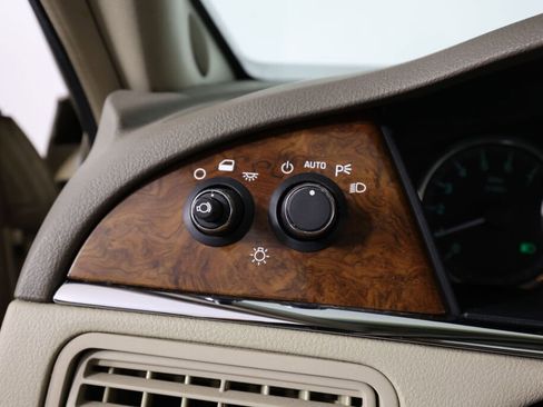 Used 2005 Buick LaCrosse CXL image 31