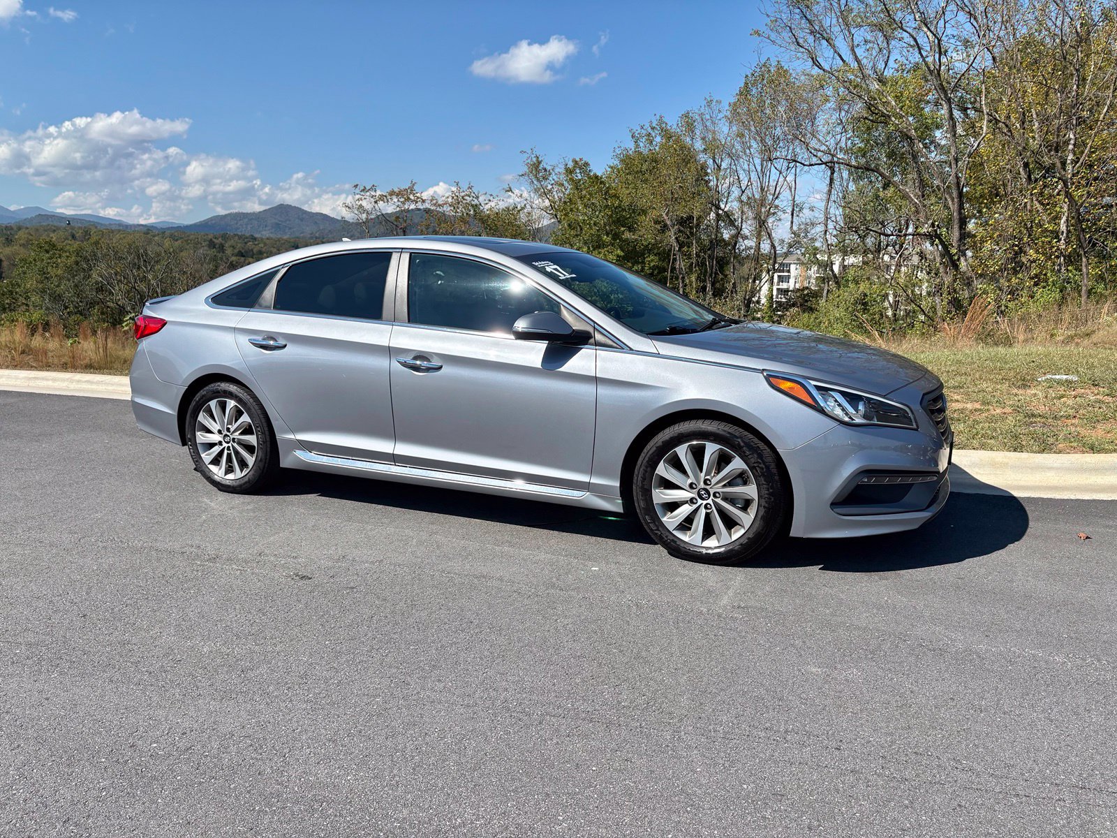 Used 2017 Hyundai Sonata Sport w/ Value Edition Package 02 FWD image 7