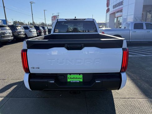 Used 2022 Toyota Tundra SR5 image 5