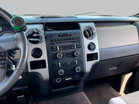 Used 2010 Ford F150 XLT RWD image 5