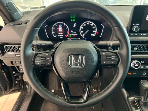 Used 2023 Honda Civic Sport image 12