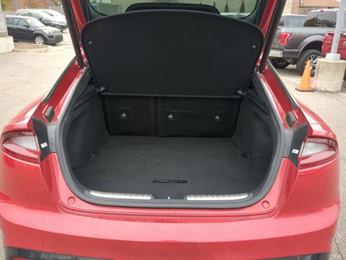 Used 2018 Kia Stinger GT2 image 34