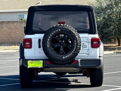 Used 2020 Jeep Wrangler Unlimited Sport image 11