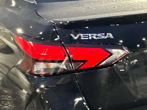 New 2025 Nissan Versa SR w/ Trunk Package image 14