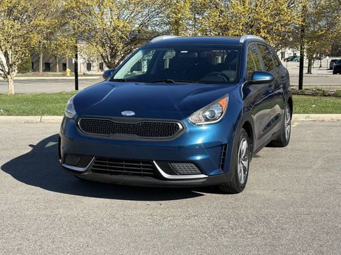 Used 2018 Kia Niro LX image 5
