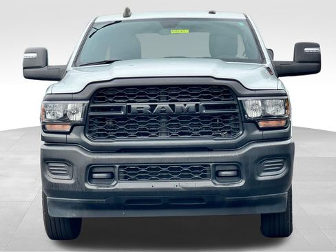 Used 2024 RAM 2500 Tradesman AWD/4WD image 2