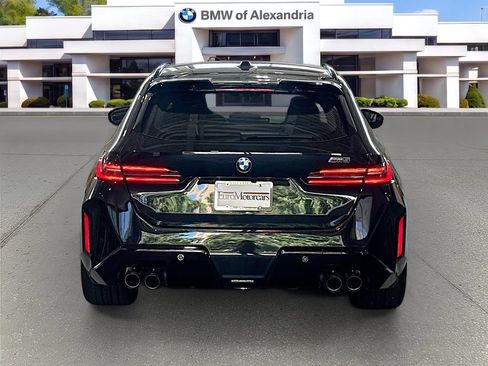 New 2027 BMW M5 Touring AWD/4WD image 6