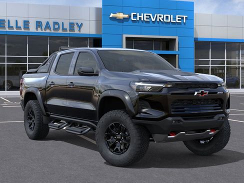 New 2025 Chevrolet Colorado ZR2 w/ Midnight Edition image 33