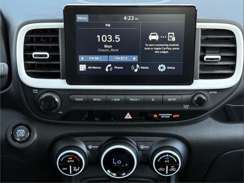 New 2026 Hyundai Venue SEL FWD image 21