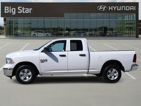 Used 2024 RAM 1500 Classic SLT image 2