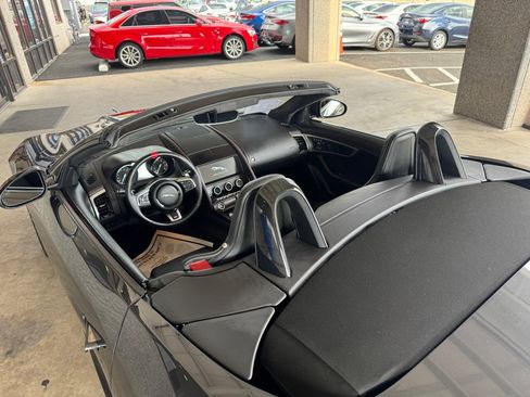 Used 2020 Jaguar F-TYPE Convertible image 16