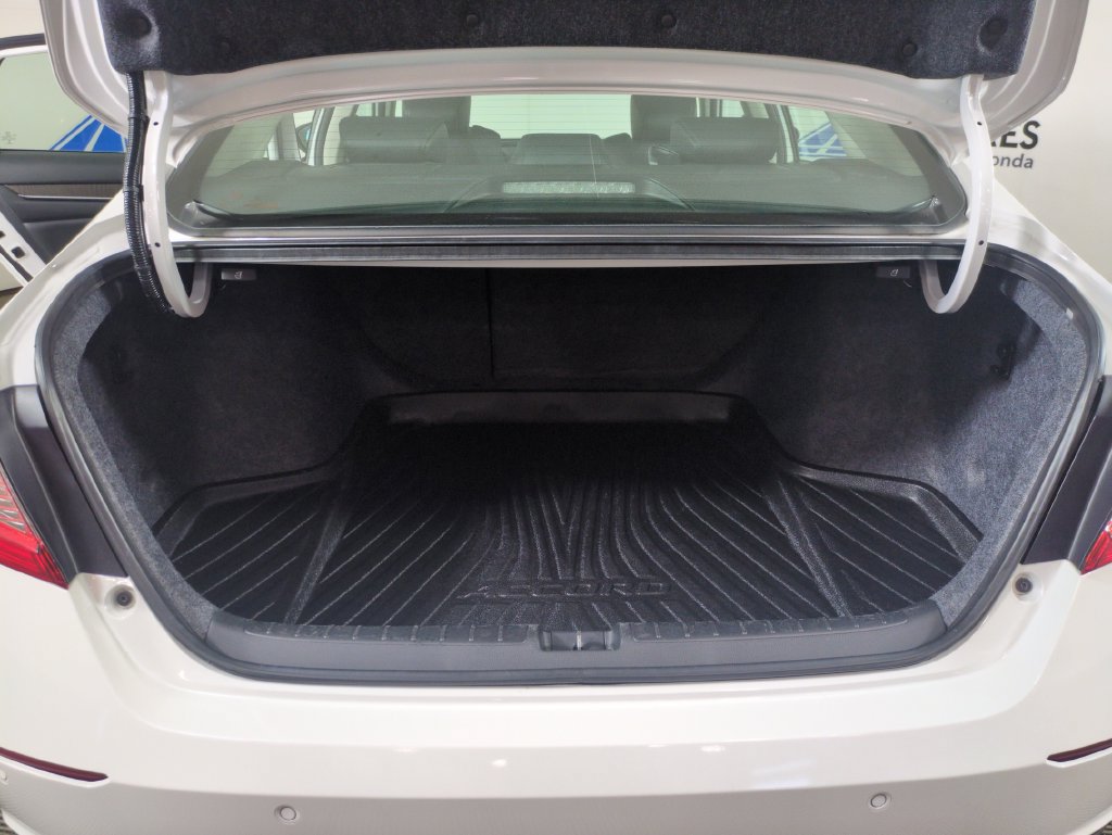 Certified 2021 Honda Accord EX-L image 26