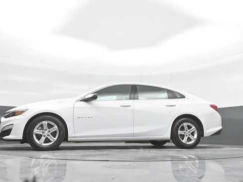 Used 2022 Chevrolet Malibu LS w/ Driver Confidence Package II FWD image 32