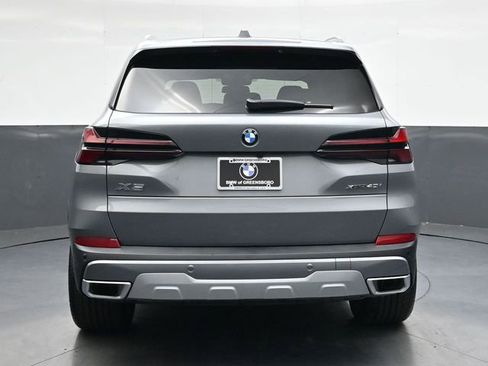 Used 2026 BMW X5 xDrive40i w/ Climate Comfort Package image 5