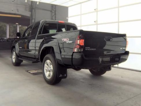 Used 2007 Toyota Tacoma 4x4 Access Cab V6 image 3