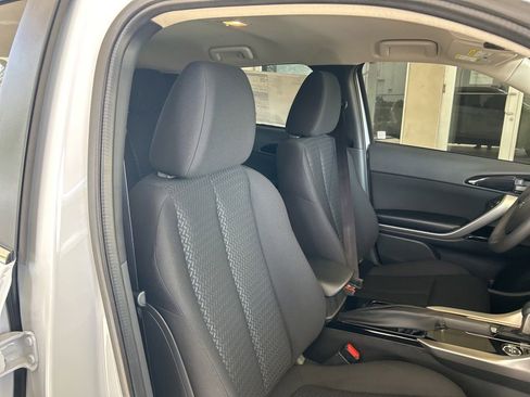 New 2026 Mitsubishi Eclipse Cross LE image 18