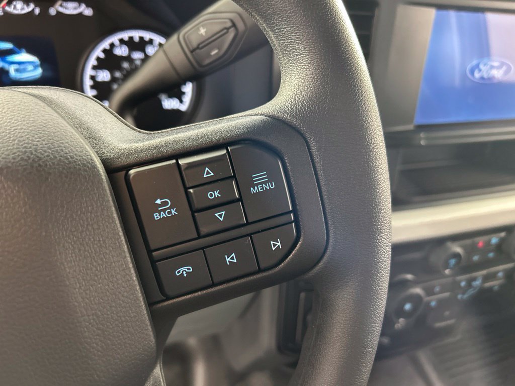 Used 2025 Ford F250 XL RWD image 11