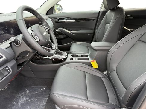 New 2026 Kia Seltos SX w/ SX Sunroof Package image 9