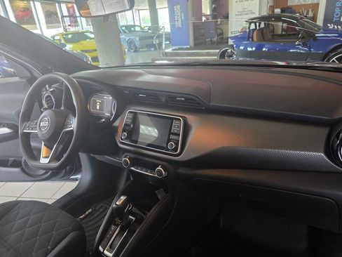 Used 2020 Nissan Kicks SV FWD image 9