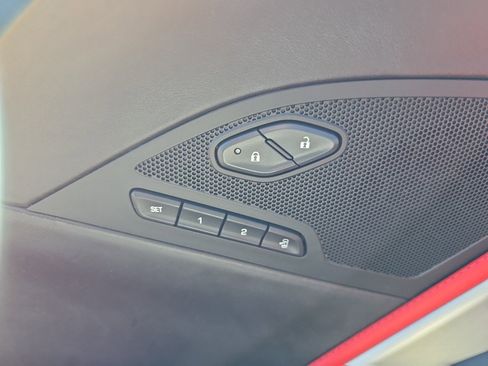 Certified 2015 Chevrolet Corvette Stingray Convertible w/ 3LT Preferred Equipment Group image 11