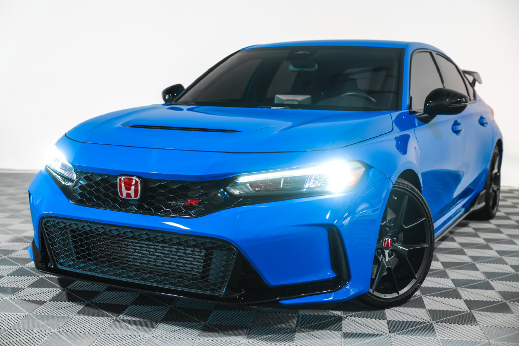Used 2025 Honda Civic Type R image 12
