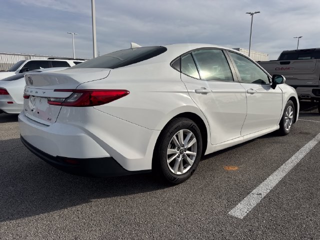 Used 2026 Toyota Camry LE FWD image 3