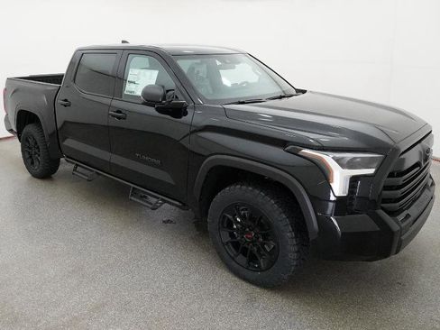 New 2026 Toyota Tundra SR5 AWD/4WD image 39