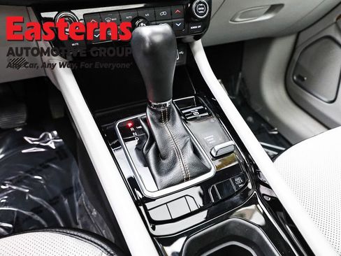 Used 2022 Jeep Compass Limited w/ Elite Group image 13