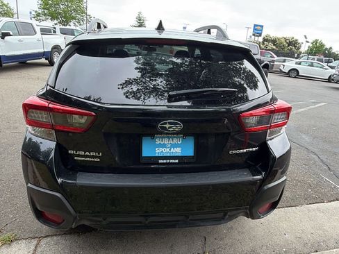 Used 2023 Subaru Crosstrek 2.5i Limited AWD/4WD image 6