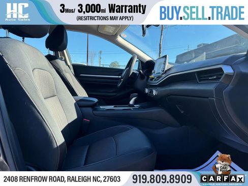 Used 2022 Nissan Altima 2.5 SV image 18