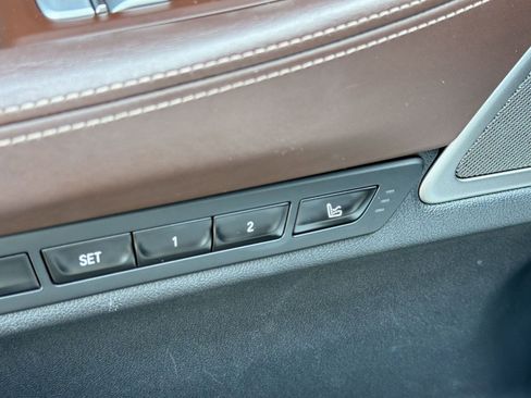 Used 2019 BMW 750i w/ Executive Package RWD image 20