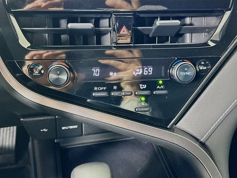 Certified 2024 Toyota Camry SE FWD image 15