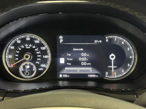 Used 2024 Genesis GV70 3.5T Sport image 18