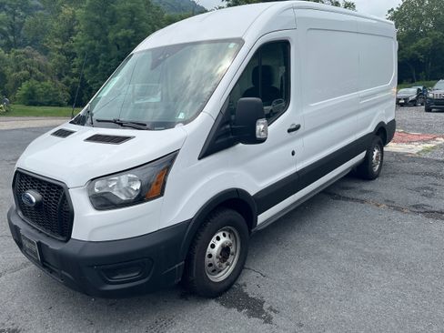 Certified 2023 Ford Transit 250 Medium Roof AWD w/ Interior Upgrade Package image 19