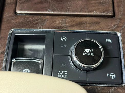 Used 2019 Lincoln Navigator L Reserve AWD/4WD image 43
