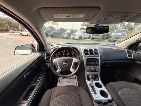 Used 2012 GMC Acadia SLE FWD image 13
