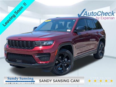 Used 2023 Jeep Grand Cherokee Altitude