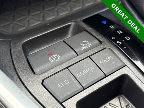 Used 2023 Toyota RAV4 XLE Premium FWD image 22